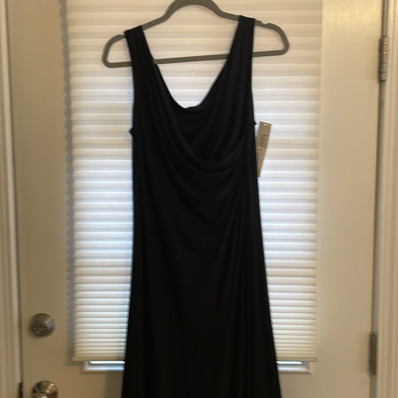 Comfy black jersey knit reversible dress - Picture 4 of 6